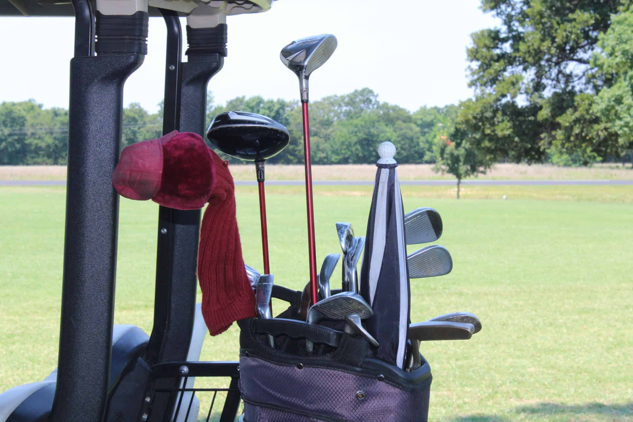 How to Prevent Golf Clubs from Hitting Each Other